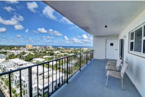 200 Mac Farlane Dr, Delray Beach, FL 33483, Sold 11/09/20