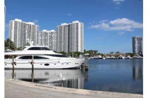 21216 Harbor Way, Miami, FL 33180, Sold 10/09/20