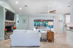 1049 Poitras Dr, Vero Beach, FL 32963, Sold 04/09/20