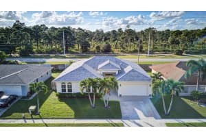 313 Canterbury Dr W, Riviera Beach, FL 33407, Sold 01/15/20