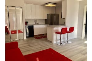 631 Executive Center Dr, West Palm Beach, FL 33401, Sold 01/20/20