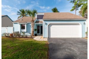537 Goldenwood Way, Wellington, FL 33414, Sold 01/17/20