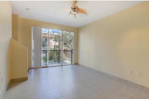 2027 SE 10th Ave APT 725, Fort Lauderdale, FL 33316, Sold 12/17/19