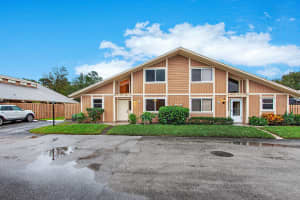 261 Maplecrest Cir, Jupiter, FL 33458, Sold 03/26/20