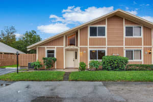 261 Maplecrest Cir, Jupiter, FL 33458, Sold 03/26/20