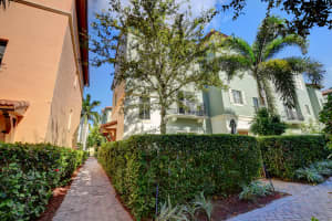 68 NW Hawthorne Pl, Boca Raton, FL 33432, Sold 02/27/20