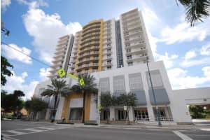 900 SW 8th St, Miami, FL 33130, Sold 02/10/20