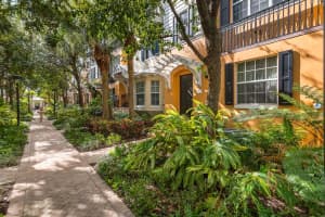 357 W Mallory Cir, Delray Beach, FL 33483, Sold 07/24/20