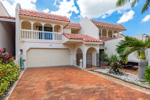 126 Harbor Cir, Delray Beach, FL 33483, Sold 02/04/20