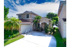 3758 Coco Lake Dr, Coconut Creek, FL 33073, Sold 04/03/20