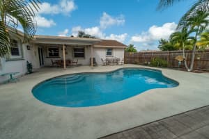 1471 Woodcrest Rd N, West Palm Beach, FL 33417, Sold 07/15/20