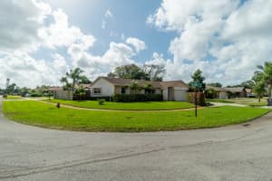 1471 Woodcrest Rd N, West Palm Beach, FL 33417, Sold 07/15/20