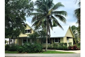 936 SW Rustic Cir, Stuart, FL 34997, Sold 07/01/20