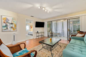 400 18th St, Vero Beach, FL 32960, Sold 04/20/20