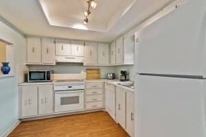 400 18th St, Vero Beach, FL 32960, Sold 04/20/20