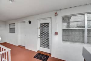 15 SE 13th St APT B4, Boca Raton, FL 33432, Sold 04/10/20