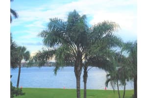 39 S Lakeshore Dr, Hypoluxo, FL 33462, Sold 03/30/20