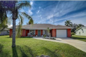 1318 SE Vestridge Ln, Port St. Lucie, FL 34952, Sold 01/24/20