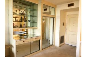 2840 S Ocean Blvd, Palm Beach, FL 33480, Sold 09/04/20