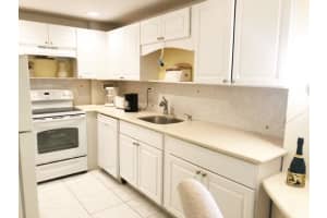 2840 S Ocean Blvd, Palm Beach, FL 33480, Sold 09/04/20