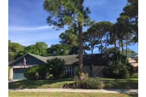 899 Sunflower Ave, Delray Beach, FL 33445, Sold 07/24/20