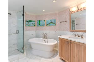 150 Bradley Pl, Palm Beach, FL 33480, Sold 03/11/20