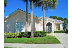 7775 SE Bay Cedar Cir, Hobe Sound, FL 33455, Sold 12/09/19