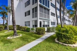 3201 NE 8th St, Pompano Beach, FL 33062, Sold 04/15/20