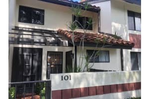 10431 S Circle Lake Dr, Boynton Beach, FL 33437, Sold 02/26/20