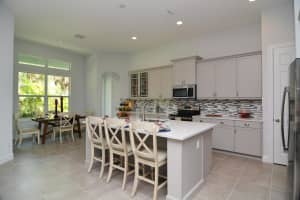 344 11th Square SW, Vero Beach, FL 32962, Sold 06/03/20