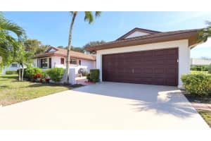 10708 Greentrail Dr S, Boynton Beach, FL 33436, Sold 01/14/20