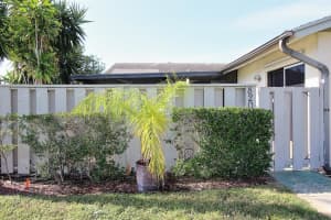 8207 Ambach Way, Hypoluxo, FL 33462, Sold 12/27/19