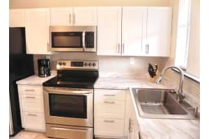 917 N Flagler Dr Suite 112, West Palm Beach, FL 33401, Sold 06/23/20