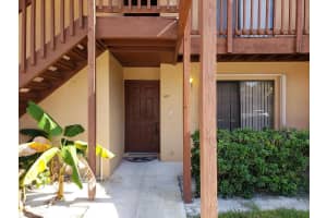 501 Lakeview Dr E, Royal Palm Beach, FL 33411, Sold 01/29/20