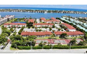 105 Half Moon Cir APT F2, Hypoluxo, FL 33462, Sold 01/10/20