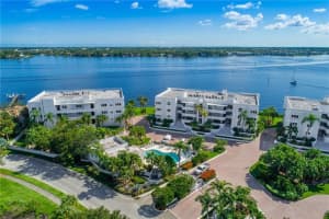 1130 SW Chapman Way, Palm City, FL 34990, Sold 04/20/20