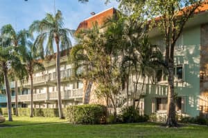 3200 Springdale Blvd, Palm Springs, FL 33461, Sold 01/16/20