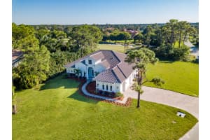 704 SW Squire Johns Ln, Palm City, FL 34990, Sold 02/07/20