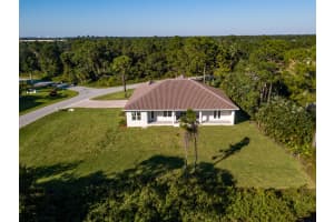 704 SW Squire Johns Ln, Palm City, FL 34990, Sold 02/07/20