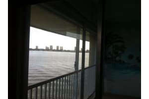 410 Wilma Cir, Riviera Beach, FL 33404, Sold 02/20/20
