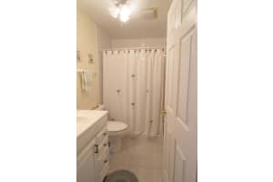 1166 Bayshore Dr, Fort Pierce, FL 34949, Sold 09/04/20
