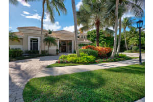 129 St Martin Dr, Palm Beach Gardens, FL 33418, Sold 02/19/21