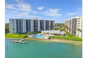 19800 Sandpointe Bay Dr, Tequesta, FL 33469, Sold 02/24/20