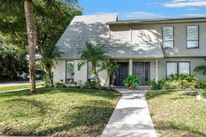 516 Sandtree Dr, Palm Beach Gardens, FL 33403, Sold 05/20/20