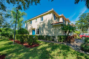 2790 S Evergreen Cir, Boynton Beach, FL 33426, Sold 01/10/20