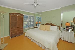 250 NE 20th St, Boca Raton, FL 33431, Sold 02/18/20