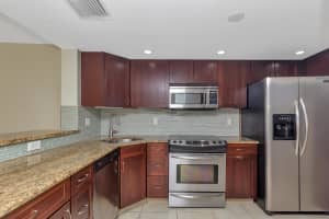 3581 S Ocean Blvd, South Palm Beach, FL 33480, Sold 04/01/20