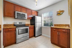 1035 Lake Shore Dr, Lake Park, FL 33403, Sold 11/24/20