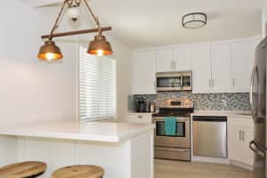 300 S Ocean Blvd, Delray Beach, FL 33483, Sold 08/14/20