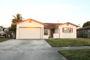 310 SW 33rd Ave, Deerfield Beach, FL 33442, Sold 05/11/20